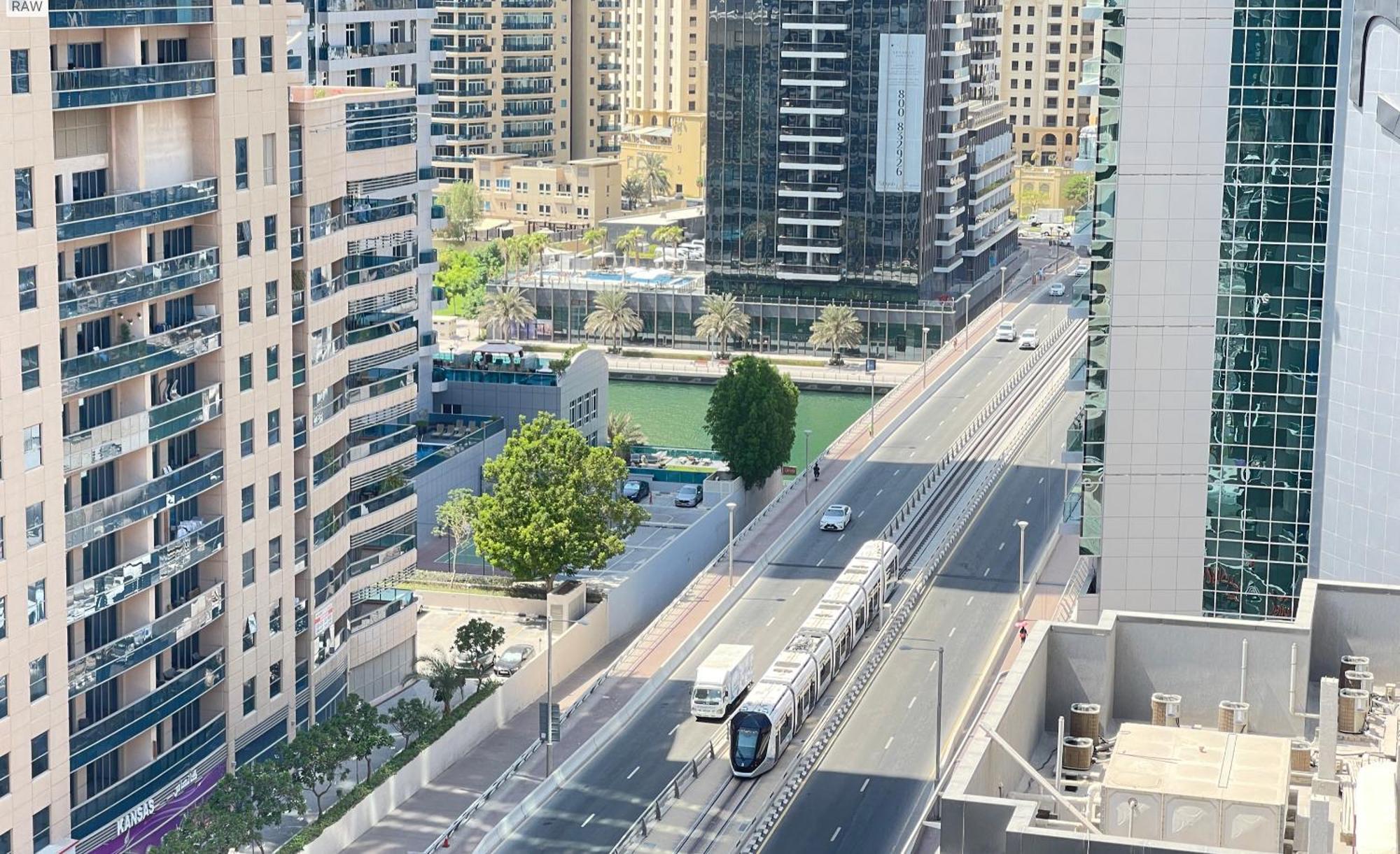 Luxury With Marina View Close To Jbr And Metro With Shared Kitchen Проживання в сім'ї Дубай